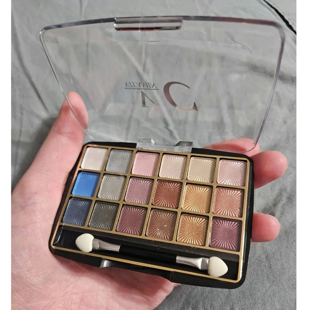 VC Vitamin C Eyeshadow Palette #4 New Asian Beauty 18 Colors
